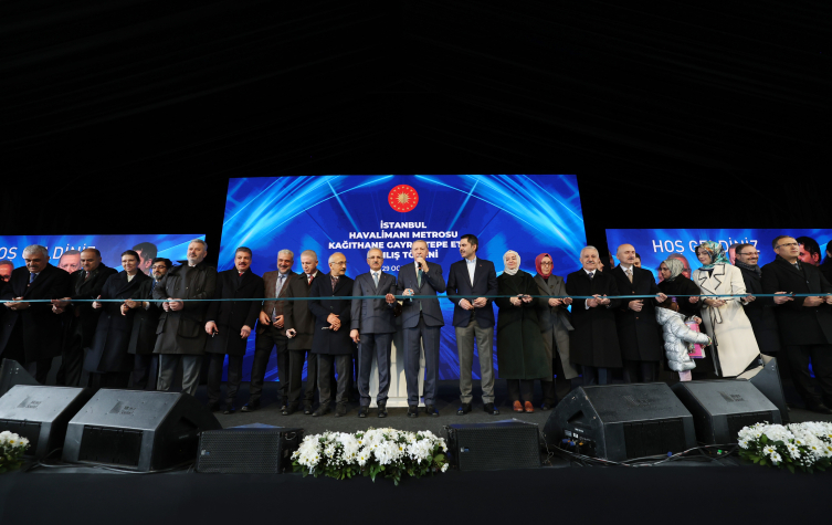 Cumhurbaşkanı Erdoğan: İstanbul'da raylı sistem 338,5 kilometreye çıkıyor