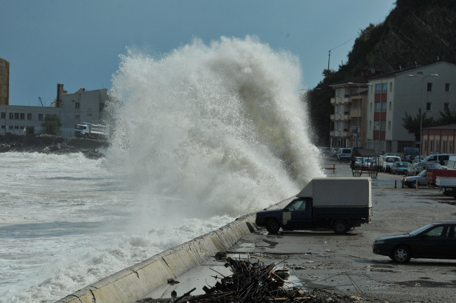 52 ile fırtına uyarısı