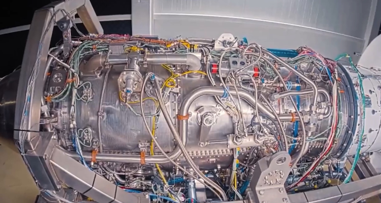 TF6000 için geliştirilen motor çekirdeği, farklı ihtiyaçlara göre hızla revize edilebilir.