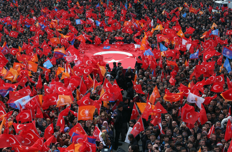 Cumhurbaşkanı Erdoğan: Milli irade işportacılarına eyvallah etmeyiz