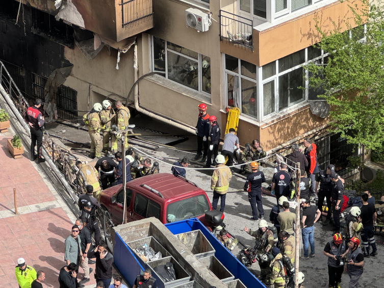 İstanbul'da yangın faciası: 25 ölü
