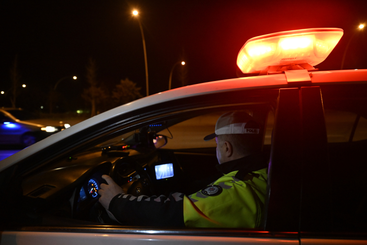 Bayram tatilinde radarlar geceleri de devrede