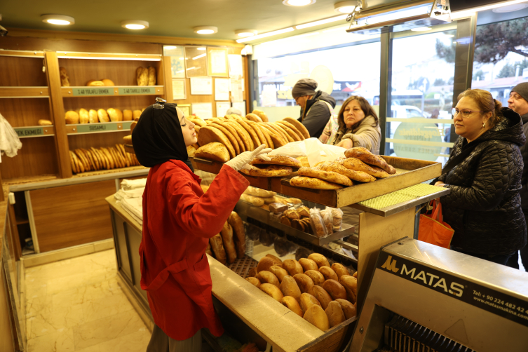 Türkiye genelinde Ramazan pidesi fiyatı belli oldu