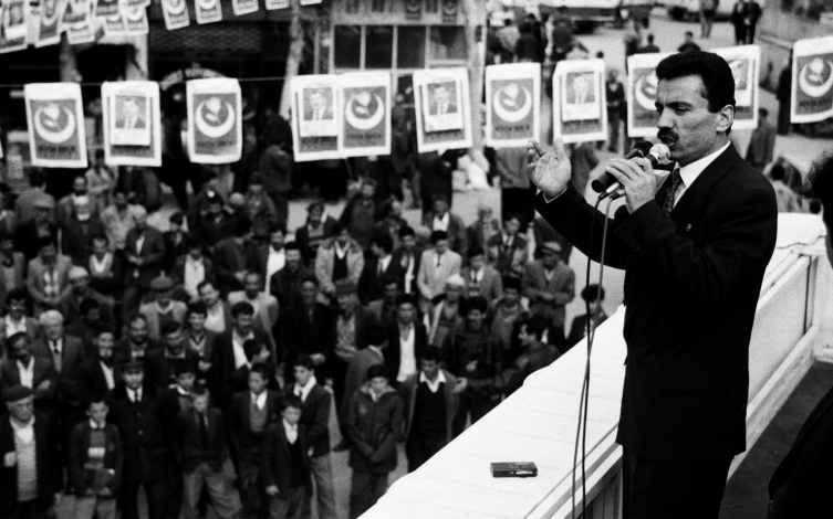 Vatanına aşık bir dava adamı: Muhsin Yazıcıoğlu