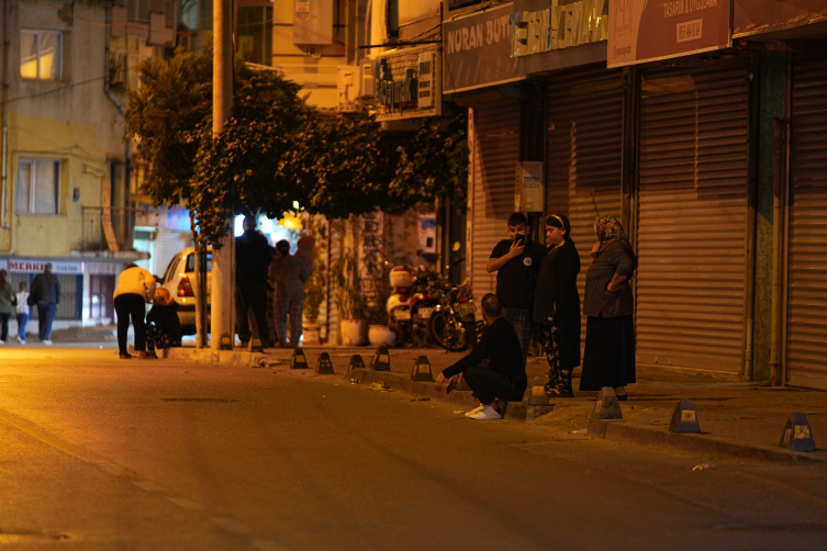 Balıkesir'de 6,1 büyüklüğünde deprem