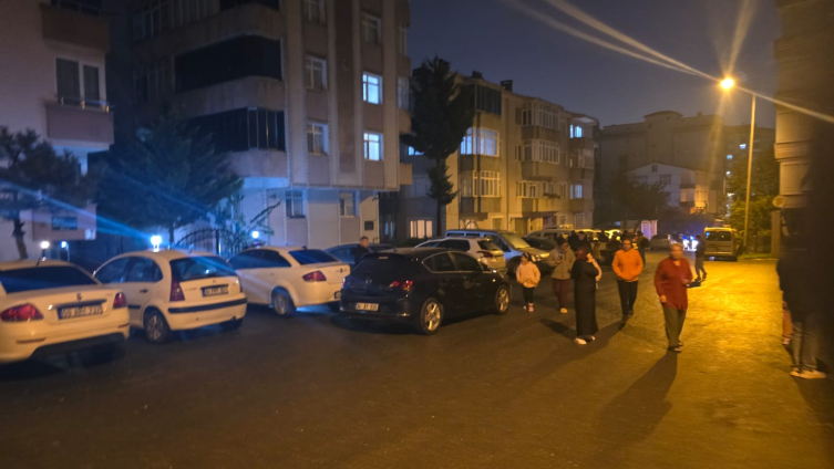 Balıkesir'de 6,1 büyüklüğünde deprem