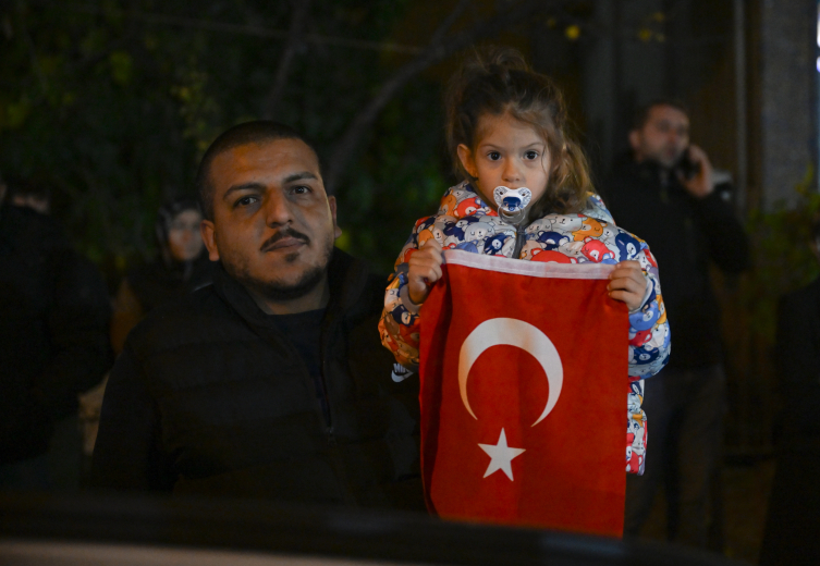 Şehitlerimize son görev