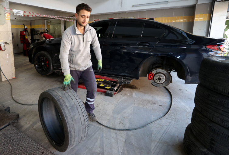 Zorunlu kış lastiği uygulaması başladı