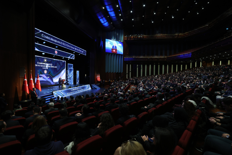 Cumhurbaşkanı Erdoğan: Kültürel değerlerimizi evrensel bakışla harmanlayıp inşa etmeliyiz