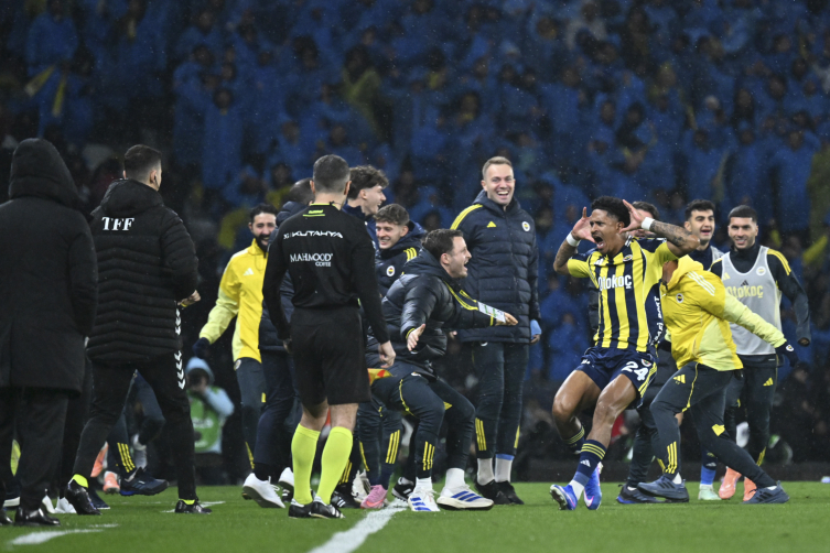 Süper Kupa'nın sahibi Fenerbahçe