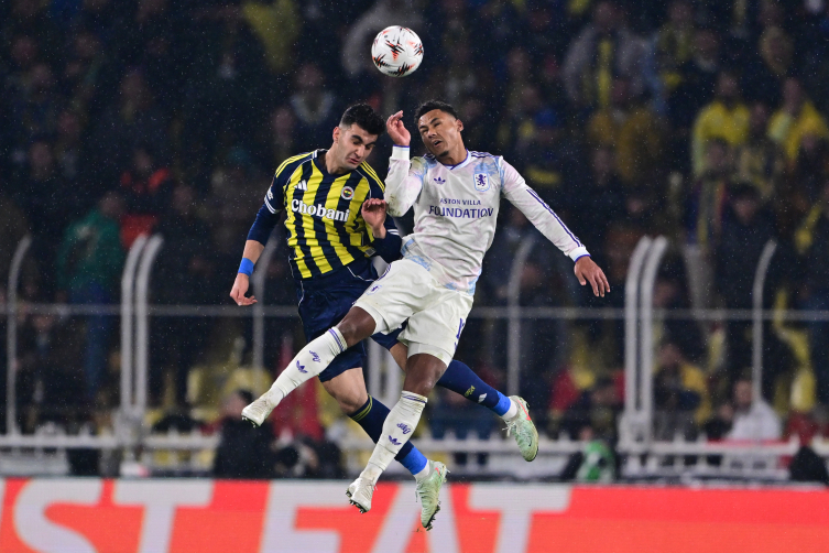 Fenerbahçe Kadıköy'de Aston Villa'ya tek golle mağlup oldu