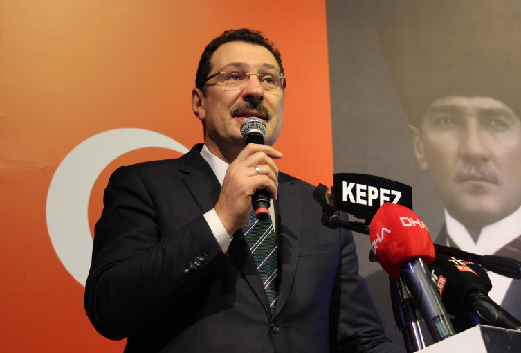 AK Parti'den Özgür Özel'in Suriye açıklamalarına tepki