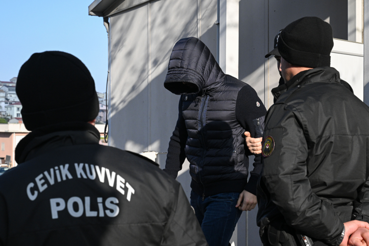 Uyuşturucu soruşturmasında gözaltına alınan 14 ünlü isim adliyede