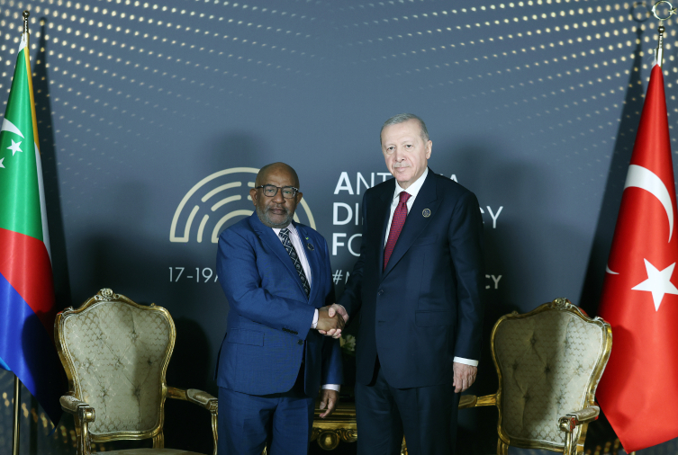 Cumhurbaşkanı Erdoğan'dan ADF'de diplomasi trafiği