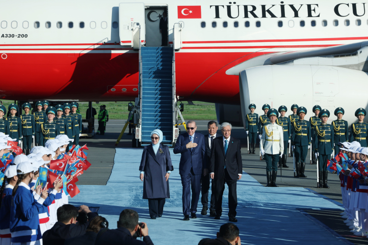 Cumhurbaşkanı Erdoğan Kazakistan'da