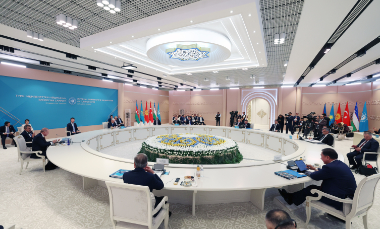 Cumhurbaşkanı Erdoğan'dan Türk dünyasına "dijital vizyonda birlik" çağrısı