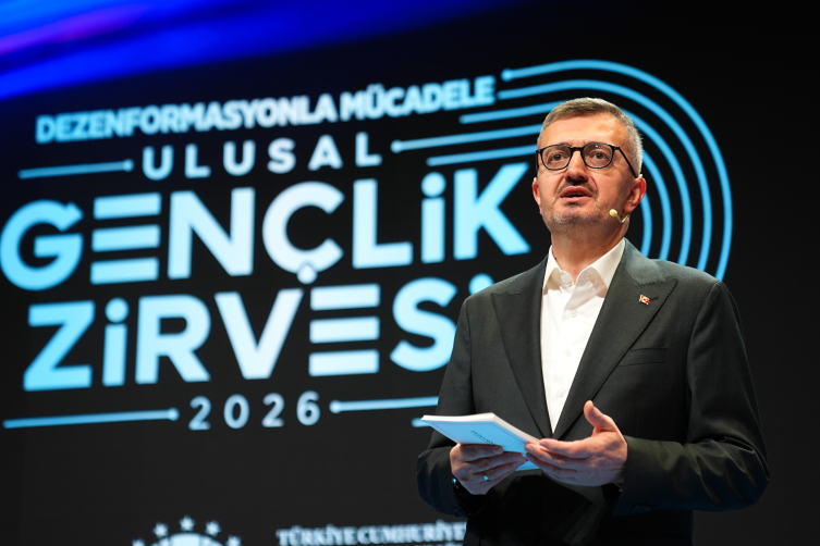 İletişim Başkanı Duran: Algoritmalar tarafından yönlendirilmeyeceğiz
