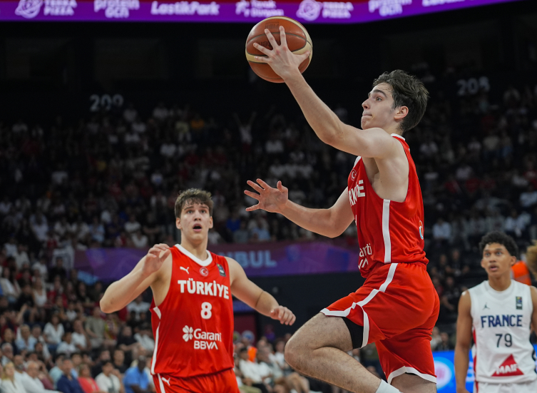 Türkiye FIBA 17 Yaş Altı Dünya Kupası'nda yarı finale yükseldi