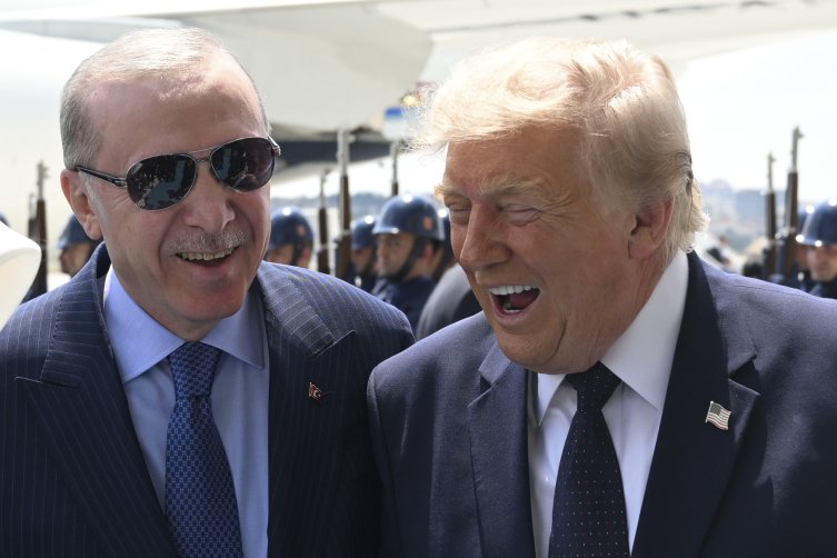 Dünyanın takip ettiği tarihi NATO Zirvesi: İşte zirveden akılda kalan anlar