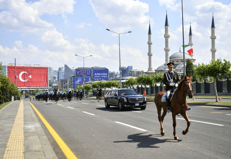 Dünyanın takip ettiği tarihi NATO Zirvesi: İşte zirveden akılda kalan anlar