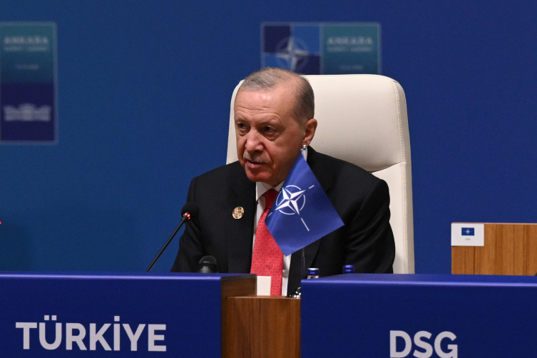 Cumhurbaşkanı Erdoğan: Savunma hedeflerine 5 yıl erken ulaşacağız