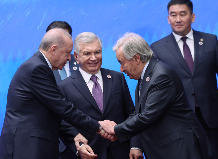Cumhurbaşkanı Erdoğan Kırgızistan'da