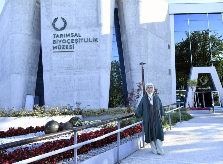 Emine Erdoğan'dan Milli Botanik Bahçesi'ne ziyaret