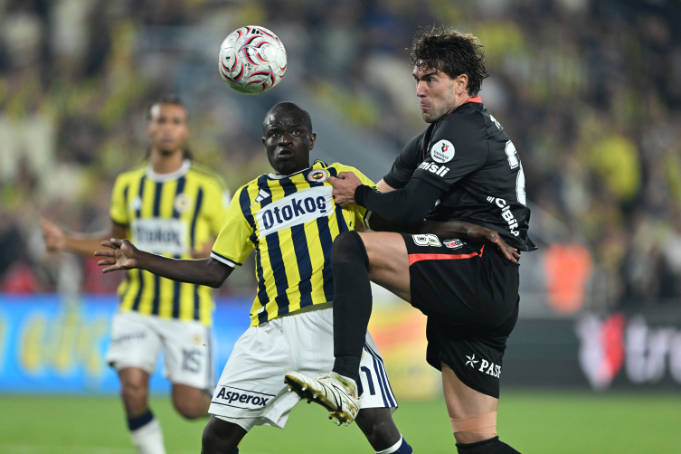 Sezonun ilk derbisinde 3 puan Beşiktaş'ın