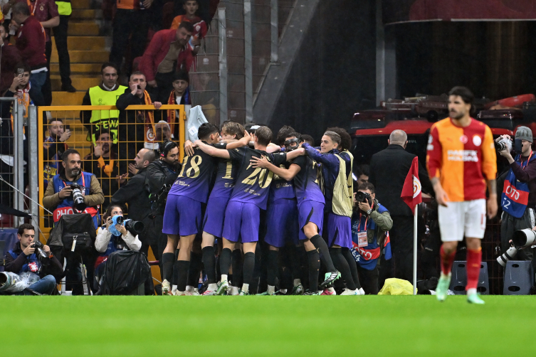 Galatasaray, Barcelona'ya mağlup oldu