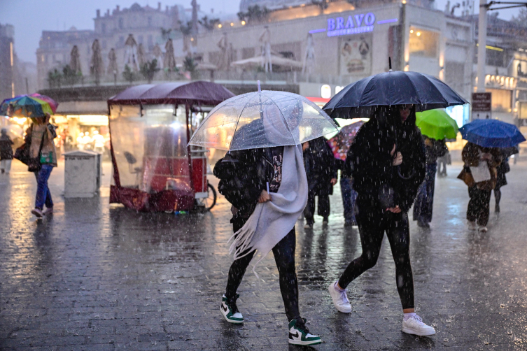 48 il için 'sarı' ve 'turuncu' kodlu uyarı