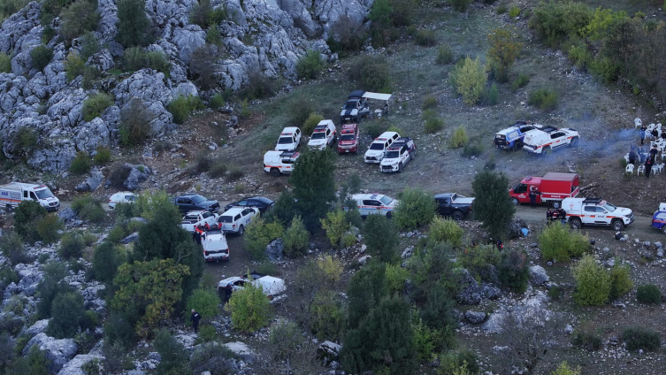 Isparta'da kanyonda mahsur kalan 10 İHH gönüllüsü kurtarıldı