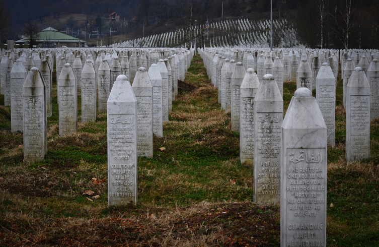 Avrupa’nın ortasında soykırım: Srebrenitsa