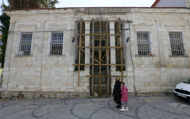 Ege'nin eski taş evleri lüks dairelerle yarışır hale geldi