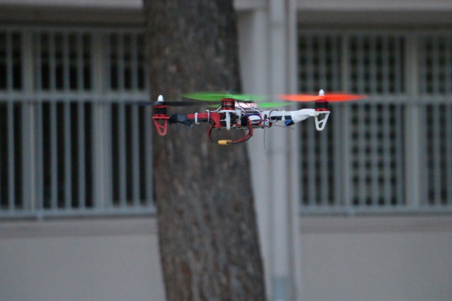 Fiyatını yüksek bulunca kendisi drone üretti