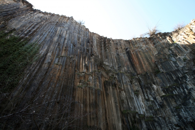 Milyon yıllık tabiat anıtı, ilgi bekliyor