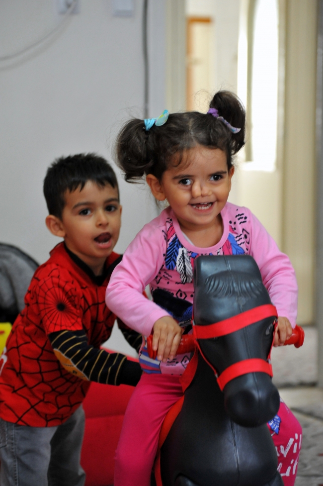 "Çift burunlu" Öykü'nün tek isteği sağlığına kavuşmak