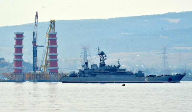 'Simgelerin köprüsü' yükseliyor