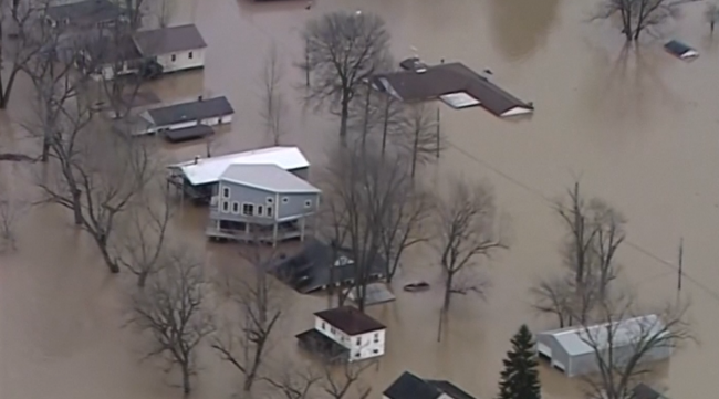 ABD'yi fırtına ve sel vurdu: 5 ölü