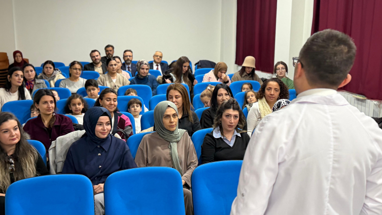 MEB'in 'Aile Okulu' projesi 1 yılda 257 bin veliye ulaştı