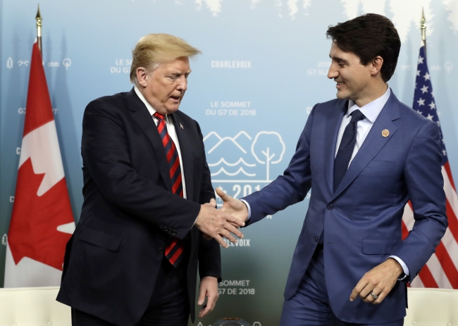 Trump G7 Zirvesi'nde Kanada ve Fransa liderleriyle görüştü