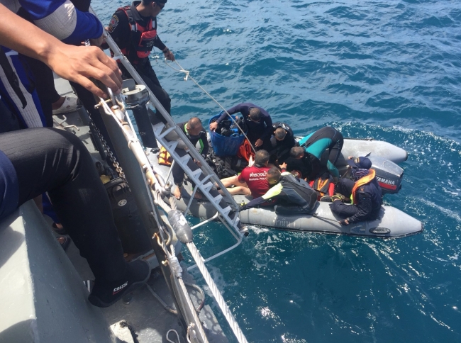 Tayland'da tur teknesi alabora oldu: 41 ölü