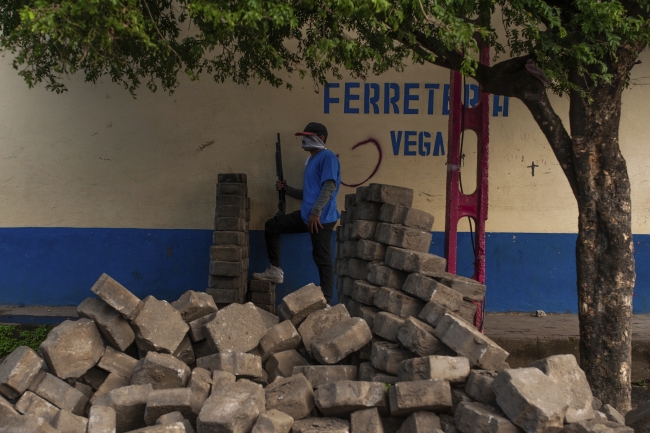 Nikaragua'da protestocuların merkezi ele geçirildi