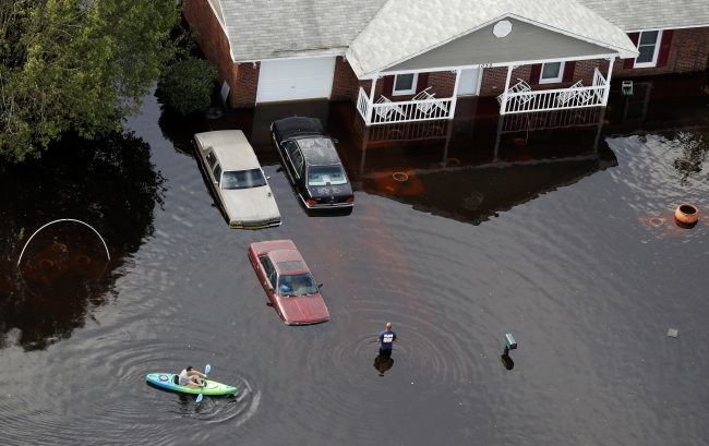 Florence Kasırgası 10 milyon kişiyi etkiledi