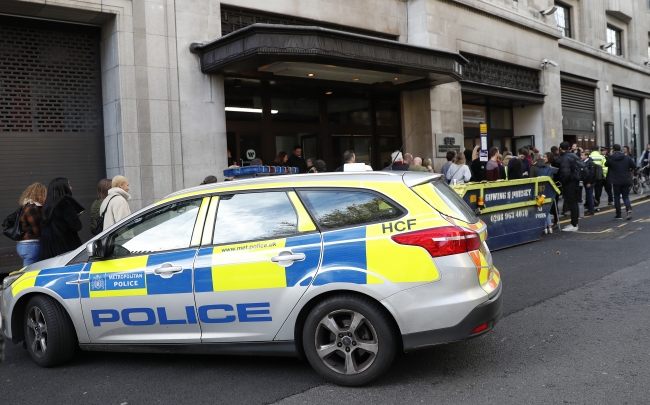 Londra'daki Sony merkez binasında bıçaklı saldırı