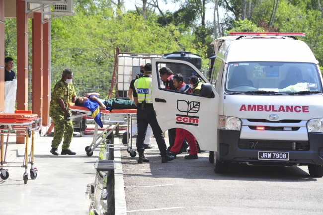 Malezya'da kimyasal atık sızıntısı 260 kişiyi zehirledi