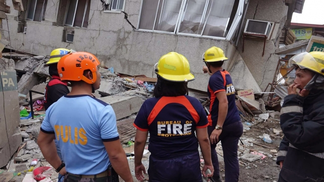 Filipinler'de 6,8 büyüklüğünde deprem