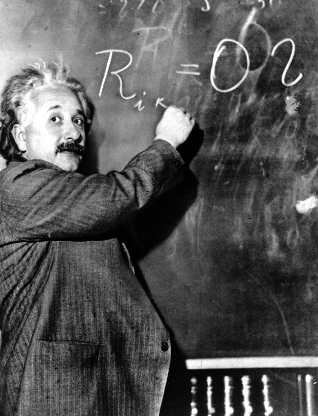 Teorik fizikçi ve bilim insanı Albert Einstein'ın ölüm yıl dönümü