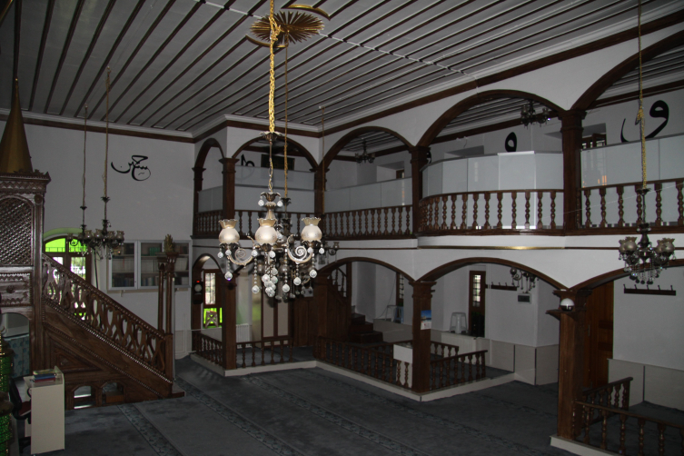 Mimar Sinan'ın eseri Cedid Ali Paşa Camii 458 yıldır ihtişamını koruyor