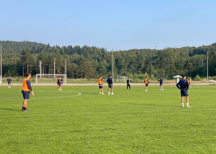 Düzcespor Teknik Direktörü Adnan Şentürk transfer istedi