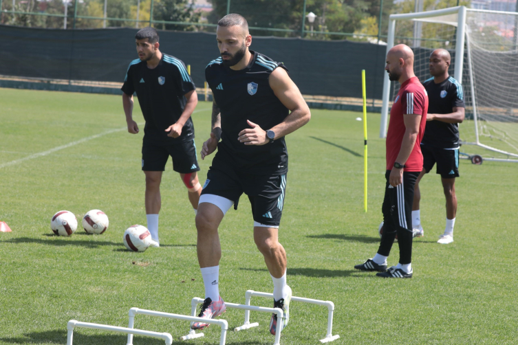 Erzurumspor'un ligde galibiyeti yok